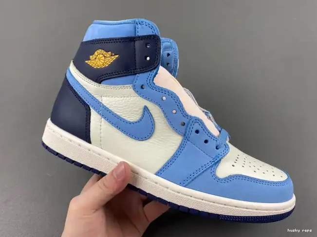 Rep Husky Jordan OG in 1 WMNS Flight Air FD2596-400 First High 0520